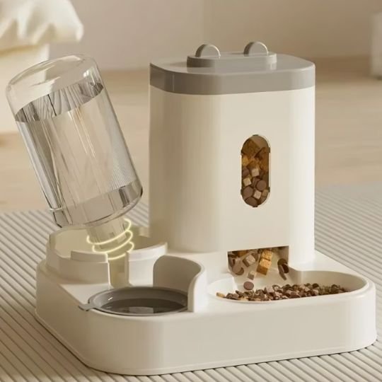 Chat de croquettes distributeur Automatique - Mondechat