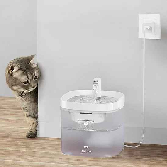 Fontaine à eau silencieuse pour chat - Bien-être et hydratation optimaux + Kit Filtration 9 Filtres Inclus - Mondechat